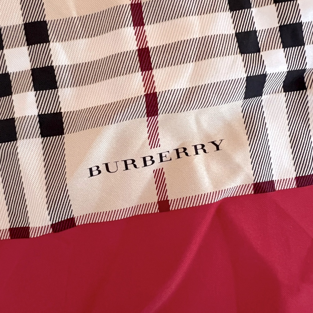 Burberry Red and Beige Checkered 100% silk scarf - Picture 4 of 5